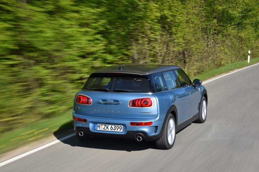  Mini Cooper SD Clubman ALL4 2016 года  (фото 25 из 101)
